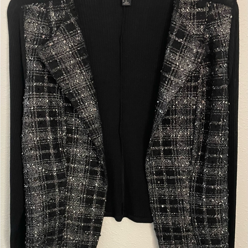 Forever 21 Black and White Knit Cardigan